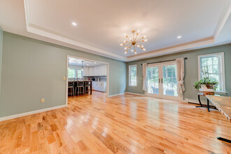 404 Bassetts Bridge Rd in Mansfield Center, CT - Building Photo - Building Photo