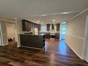 151 Dillon Ln in Sanford, NC - Building Photo - Building Photo