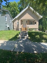 410 Church St in Iowa City, IA - Building Photo - Building Photo