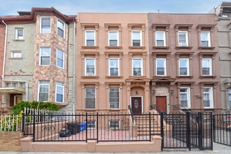 1253 Pacific St in Brooklyn, NY - Building Photo - Building Photo