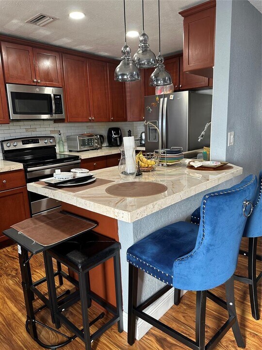 1008 E River Dr in Margate, FL - Building Photo