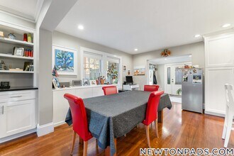 8 Vernon St in Newton, MA - Building Photo - Building Photo