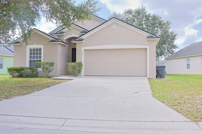 property at 558 Knollwood Dr