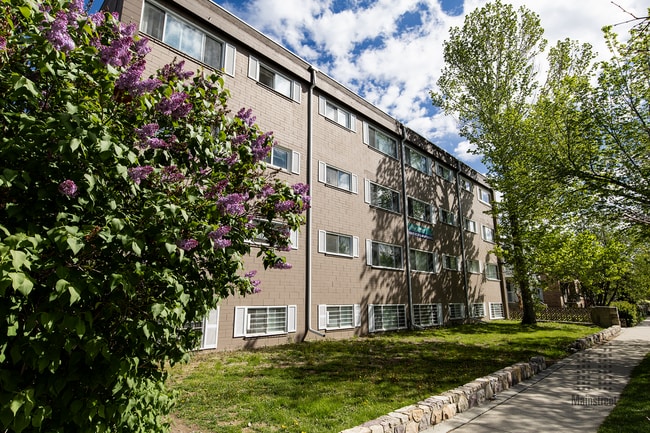 Kensington Apartments