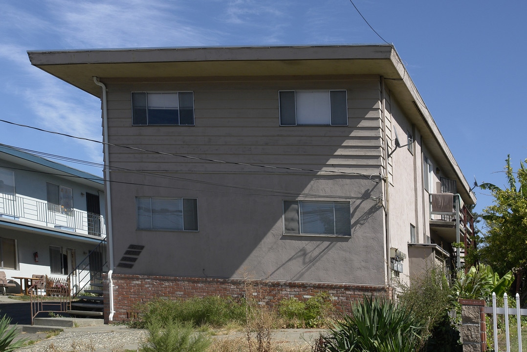 22666 7th St in Hayward, CA - Foto de edificio