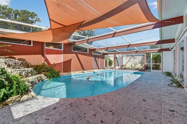 630 NE 14th Ave in Fort Lauderdale, FL - Building Photo - Building Photo