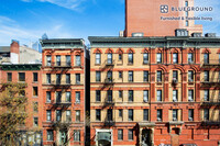 300 W 21st St in New York, NY - Building Photo - Building Photo