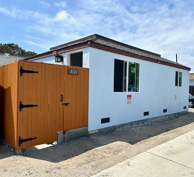 property at 4610-4614 Terrace Ave
