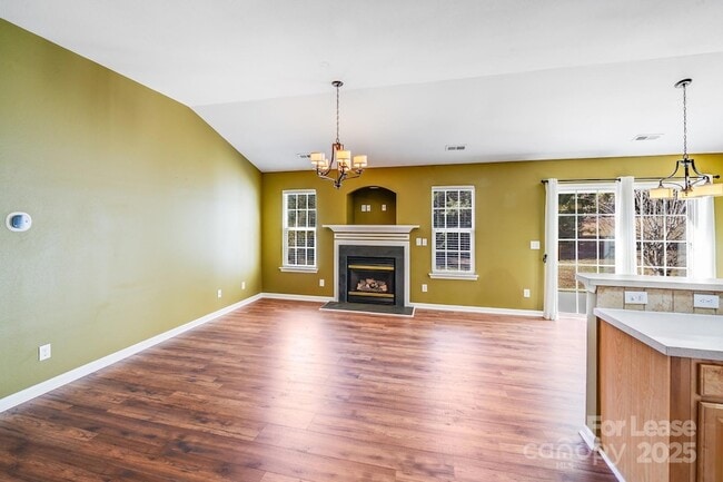 5911 Vista Verde Ct in Charlotte, NC - Foto de edificio - Building Photo