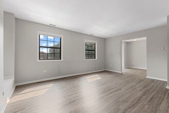 1516 W Jefferson Ave in Naperville, IL - Building Photo - Building Photo