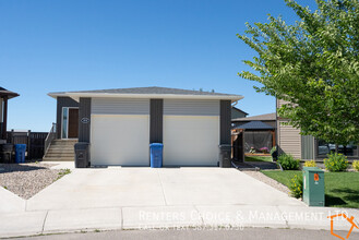 Pet Friendly,  Basement Suite with Garage, in Lethbridge, AB - Building Photo - Building Photo