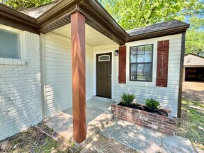3922 Pleasant Cove in Memphis, TN - Building Photo - Building Photo