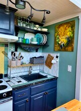 137 4th St, Unit A in Pacific Grove, CA - Building Photo - Building Photo