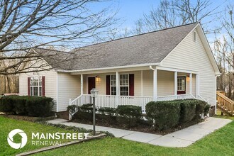 502 Sommerset Dr in Clayton, NC - Building Photo - Building Photo