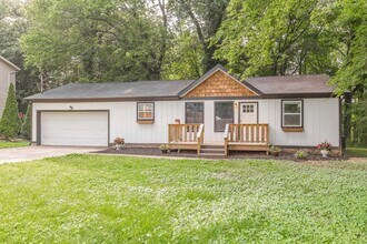 7340 McCormack Dr in Middle Valley, TN - Building Photo - Building Photo