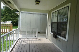 111 Palmetto Dr in Crestview, FL - Building Photo - Building Photo