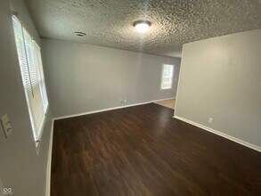 5313 E 33rd St in Indianapolis, IN - Building Photo - Building Photo