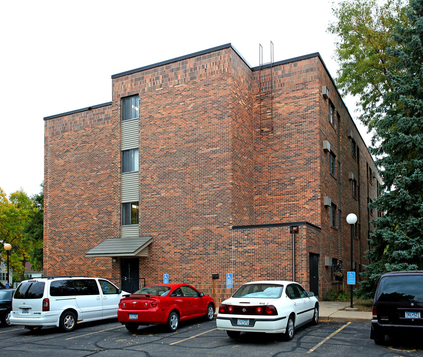 Schule Haus Apartments in Jordan, MN - Building Photo