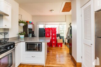 3716 N Racine Ave, Unit 3 in Chicago, IL - Building Photo - Building Photo