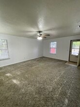 580 SE Nassau St in Lake City, FL - Building Photo - Building Photo