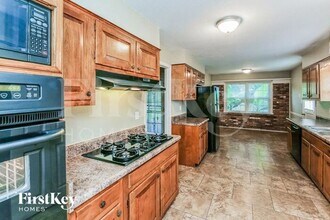 5907 Macleod Dr in Memphis, TN - Building Photo - Building Photo