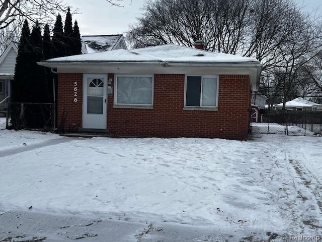 5626 Merrick St in Dearborn Heights, MI - Building Photo