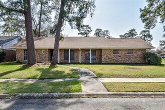 5418 Laurel Creek Way in Houston, TX - Building Photo - Building Photo