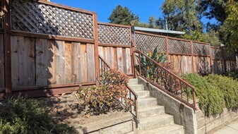 1047 Brommer St, Unit 1047C in Santa Cruz, CA - Building Photo