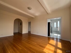 850 Amsterdam Ave in New York, NY - Building Photo - Building Photo