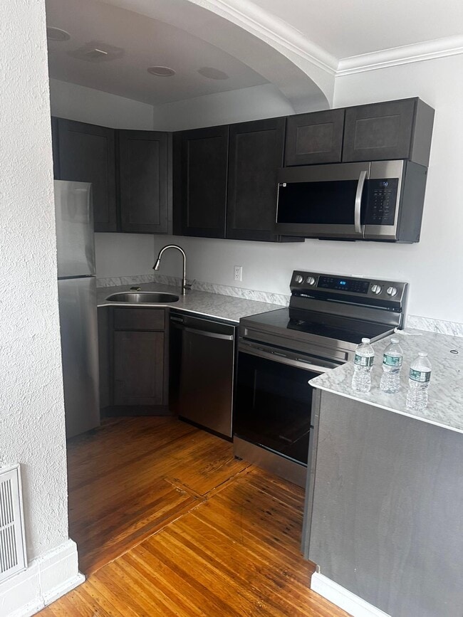 552 3rd St, Unit 7