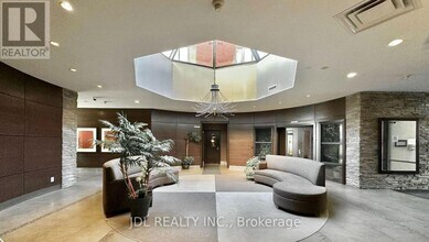 57 Upper Duke Crescent in Markham, ON - Building Photo - Building Photo