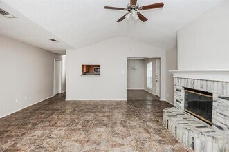 6432 Twilight Cir in Fort Worth, TX - Building Photo - Building Photo