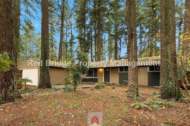property at 5695 SW Washington Ct