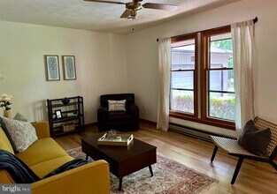 15679 Edgegrove Rd in Purcellville, VA - Building Photo - Building Photo