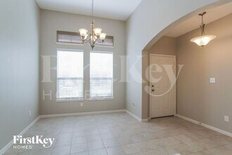 331 American Black Bear in Crosby, TX - Building Photo - Building Photo