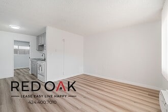 3407 Drew St in Los Angeles, CA - Foto de edificio - Building Photo