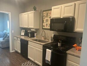 218 S Hartford St in Stillwater, OK - Building Photo - Building Photo