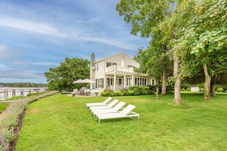 23 Bayview Rd in Sag Harbor, NY - Building Photo - Building Photo