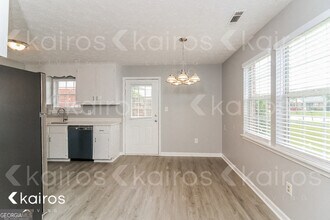 210 Deer Pkwy in Athens, GA - Building Photo - Building Photo