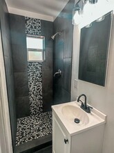 653 S Erin Ave in Tucson, AZ - Building Photo - Building Photo