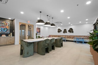 UNITi Bishop Arts in Dallas, TX - Building Photo - Building Photo
