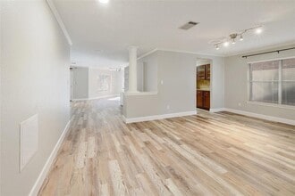 10905 Claywood Dr in Austin, TX - Building Photo - Building Photo