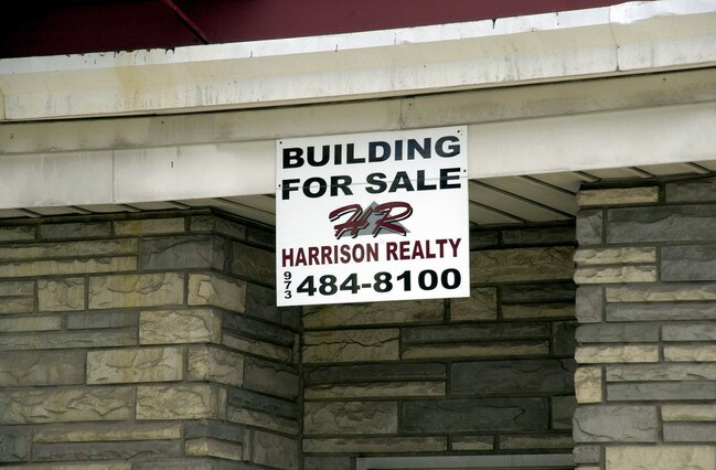 101 N 3rd St in East Newark, NJ - Building Photo - Other