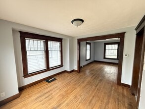 1528 Vermont Ave in Lansing, MI - Building Photo - Building Photo