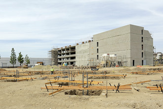 492 N Main St in Corona, CA - Building Photo - Building Photo