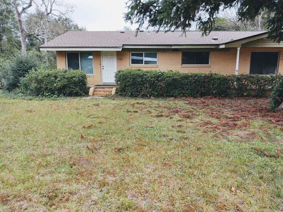 7758 Kipling St in Pensacola, FL - Building Photo