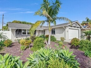 5052 Millwood Rd in San Diego, CA - Building Photo - Building Photo