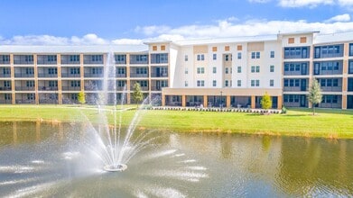 Lake Saunders Reserve in Mount Dora, FL - Building Photo - Building Photo