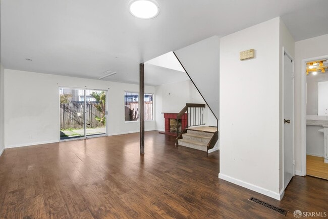 3849 Shamrock Ct in South San Francisco, CA - Building Photo - Building Photo