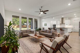 2213 Adonai Trail in Leander, TX - Building Photo